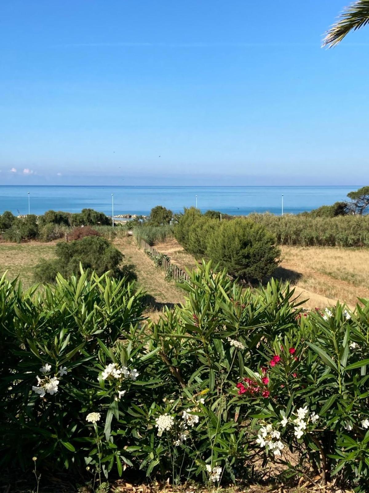 Apartamento Domus Mare Luxury San Leone Exterior foto